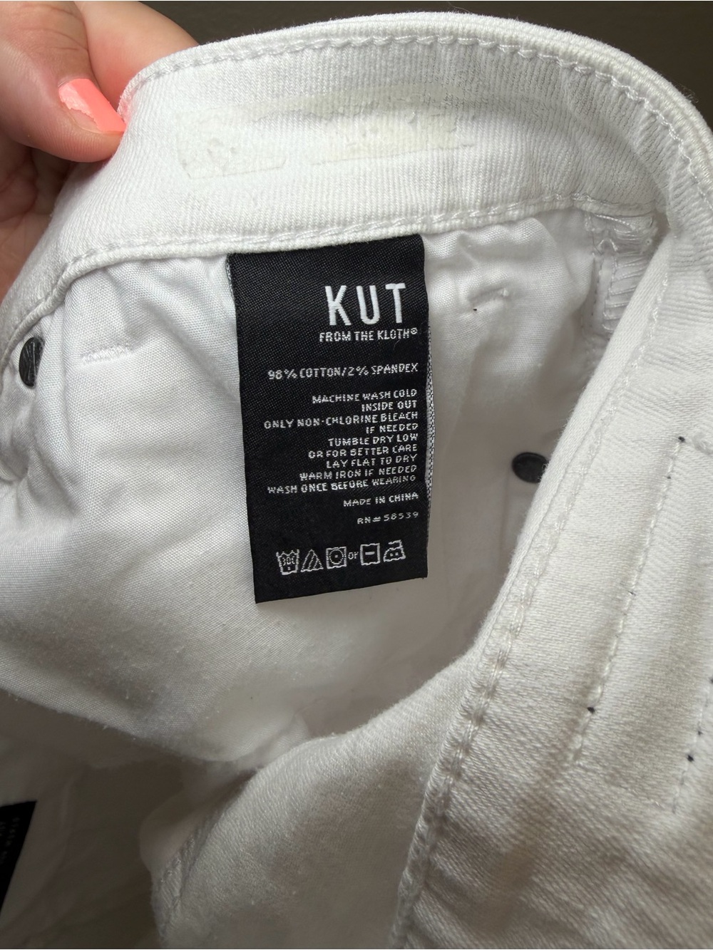 Kut from the Kloth Kity Denim Boyfriend Shorts White Denim Jean Shorts Sz 14 - Picture 14 of 16